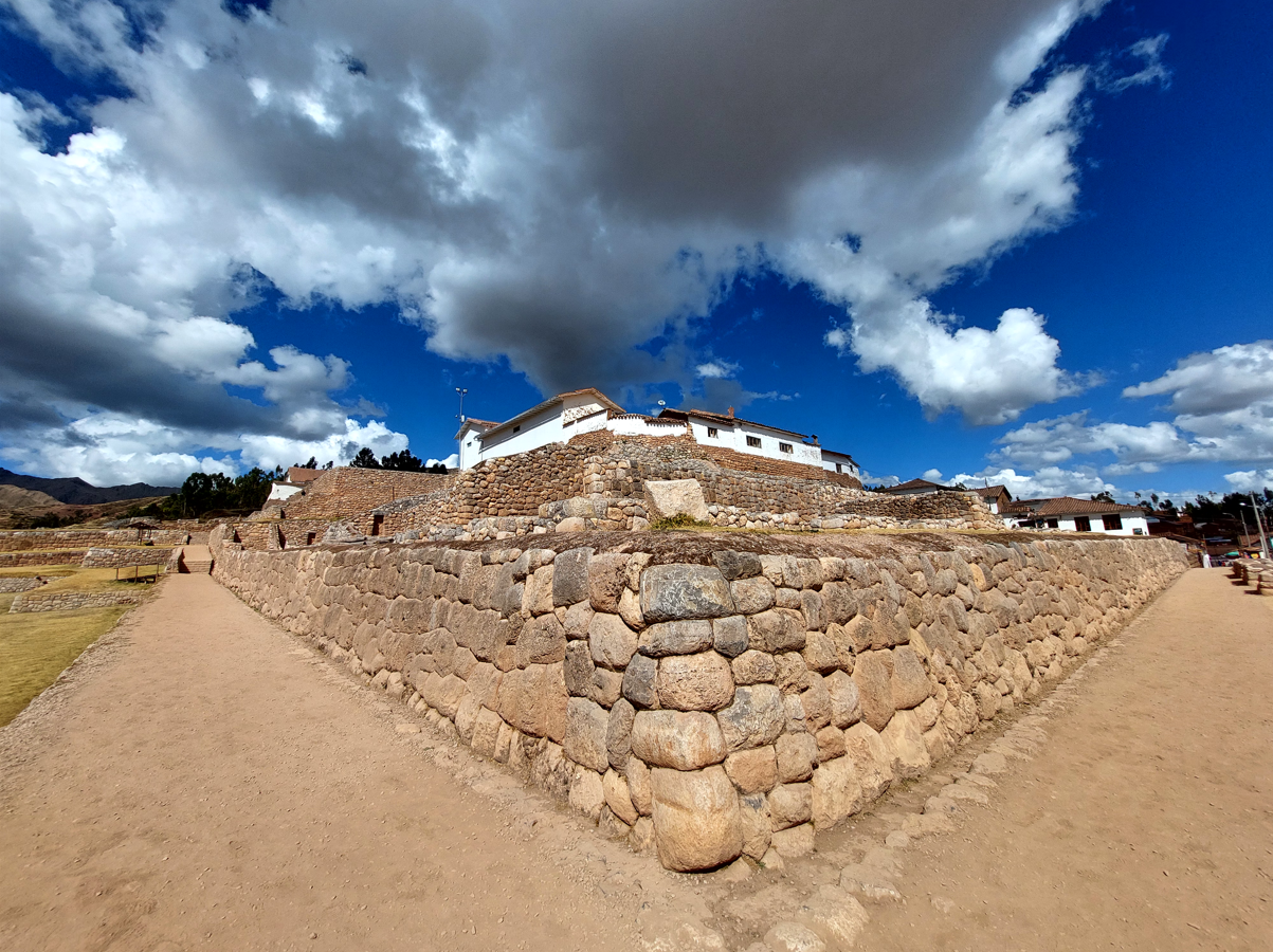 Sacred valley full day tour (Pisac Ruins, Pisac Market, Moray, Maras, Chinchero and Racchi Viewpoint)